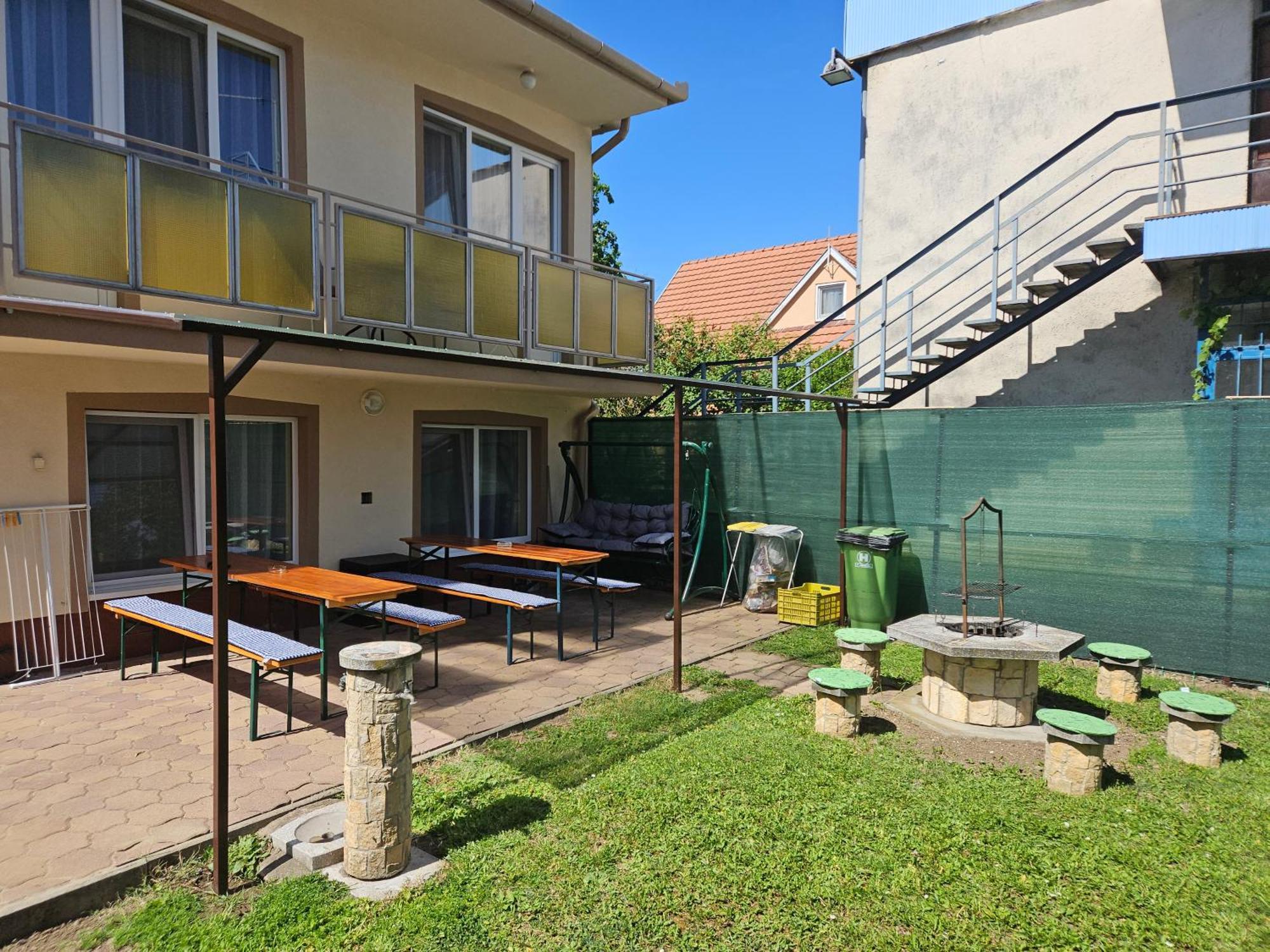 Apartament Ada 2 Apartmanhaz