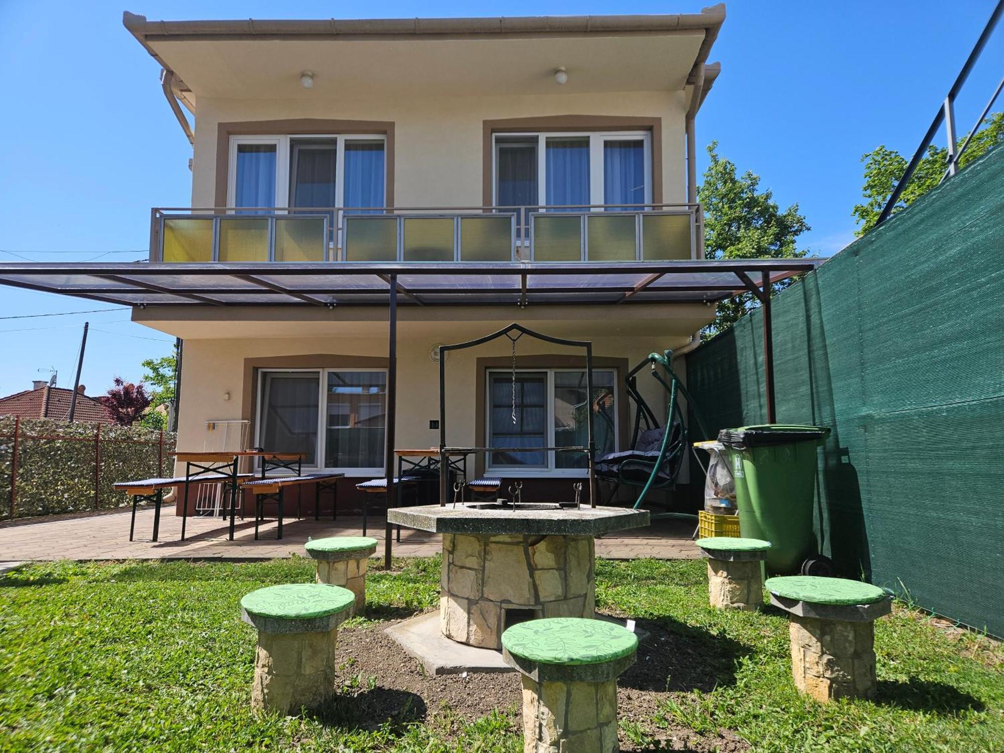Ada 2 Apartmanhaz Hajdúszoboszló