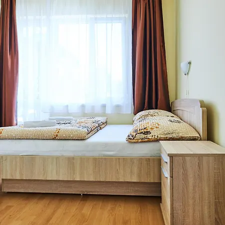 Ada 2 Apartmanhaz Hajduszoboszlo Exterior photo
