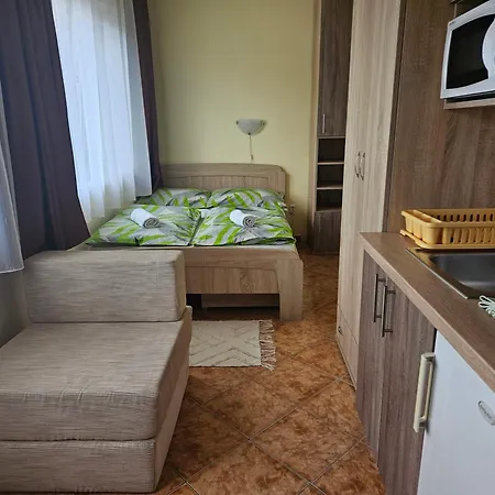 Ada 2 Apartmanhaz Hajduszoboszlo Exterior photo