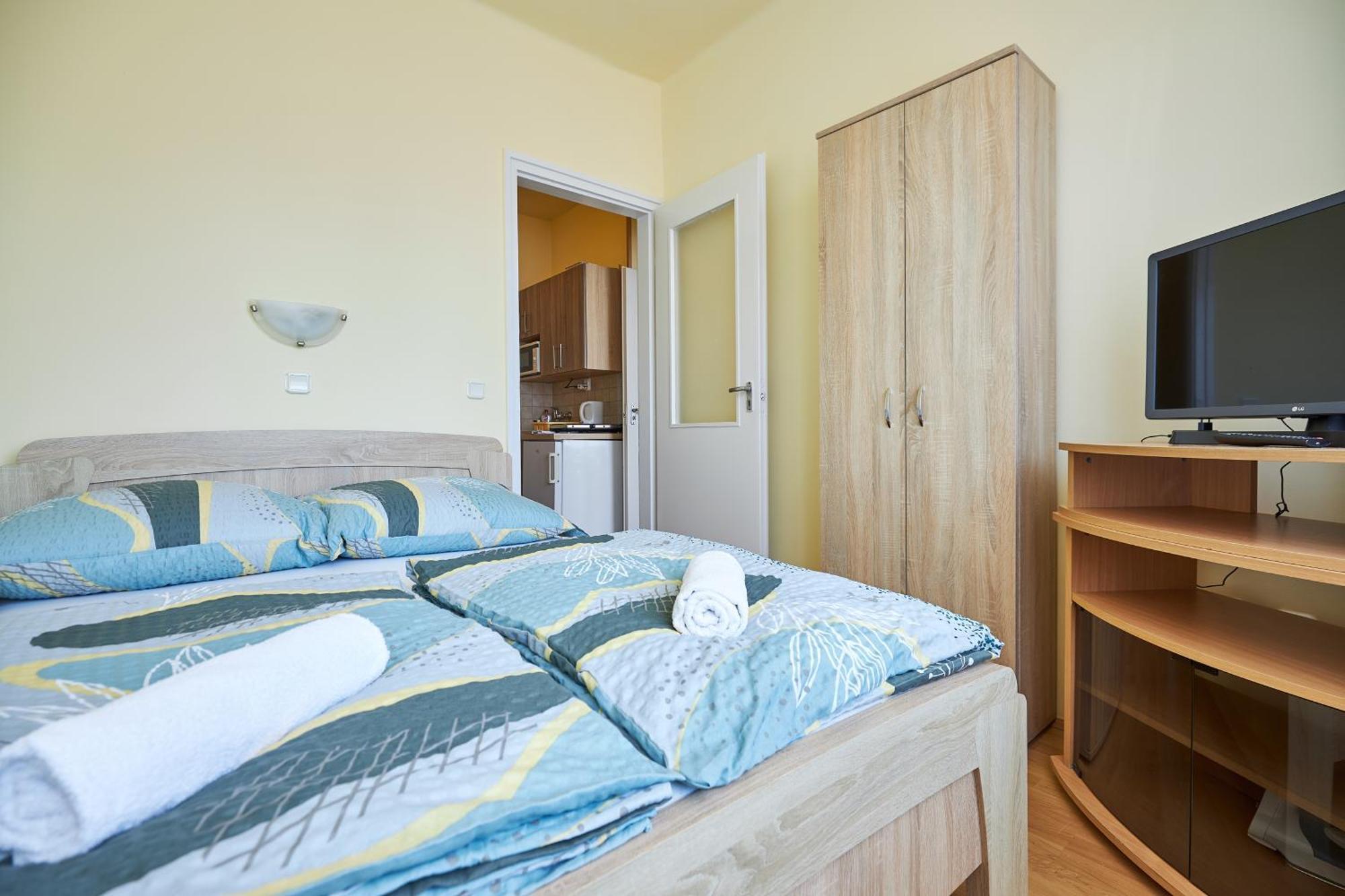 Ada 2 Apartmanhaz Apartment